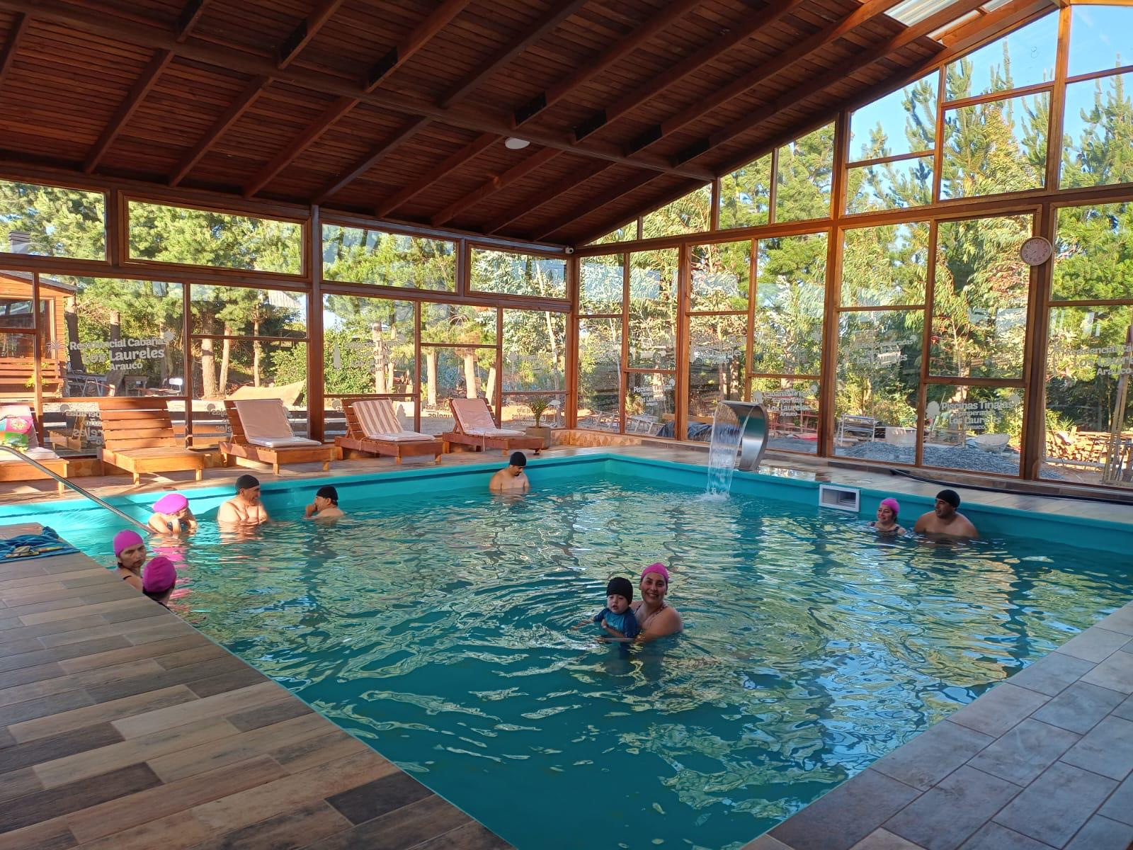 Piscina temperada techada