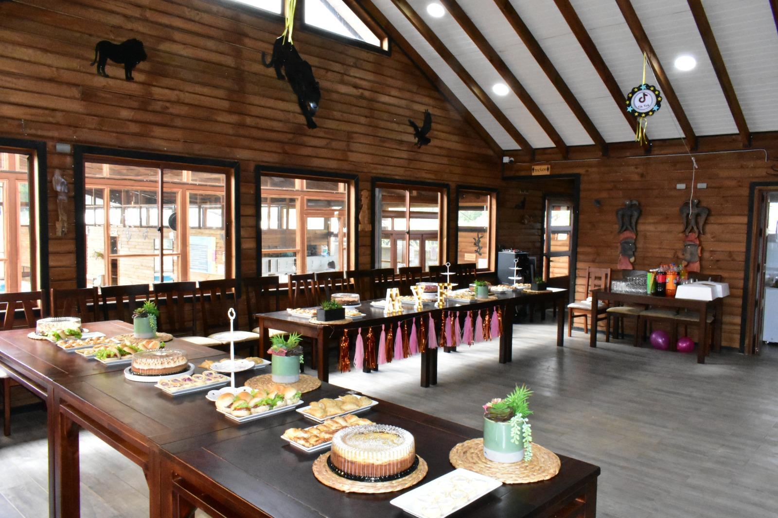 Interior restaurante 2